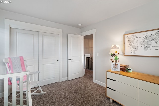 12721 Cottonwood Ave, Oregon City, OR 97045 - bedroom featuring dark carpet and a closet