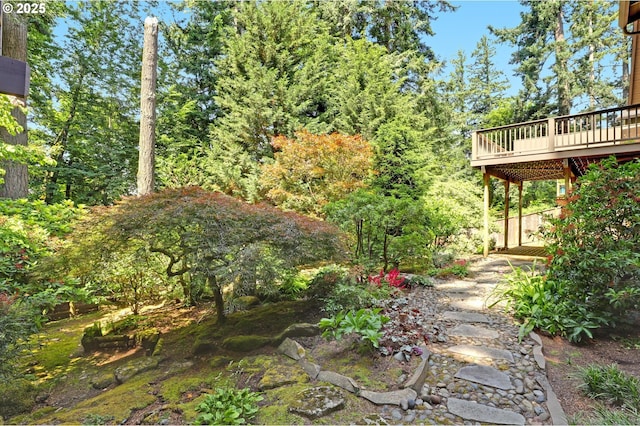 128 Del Prado St, Lake Oswego, OR 97035 - view of yard with a wooden deck
