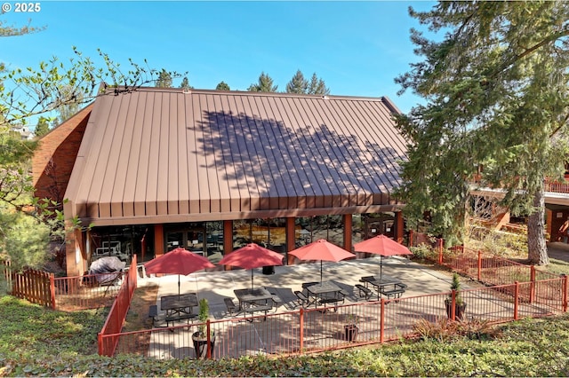 128 Del Prado St, Lake Oswego, OR 97035 - view of patio / terrace