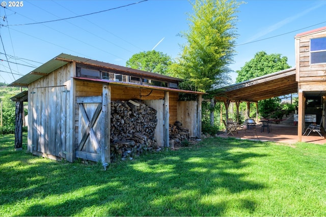 view of outdoor structure with an outdoor structure