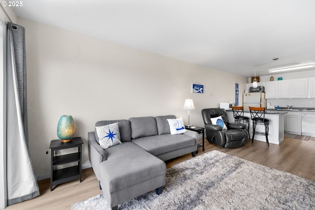 304 14th St NW Unit 304, Long Beach, WA 98631 - living area with light wood finished floors