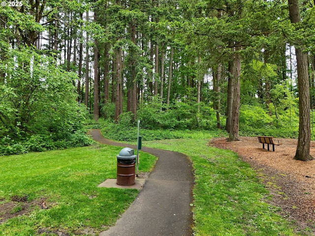 6650 SW Dale Ave, Beaverton, OR 97008 - view of home's community featuring a lawn