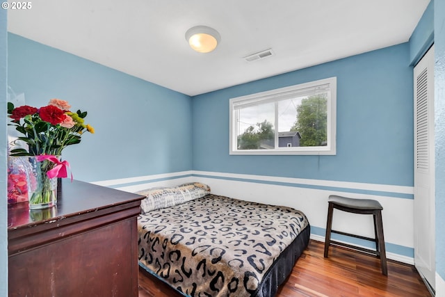 2280 Dakota St, Eugene, OR 97402 - bedroom with wood finished floors, baseboards, and a closet