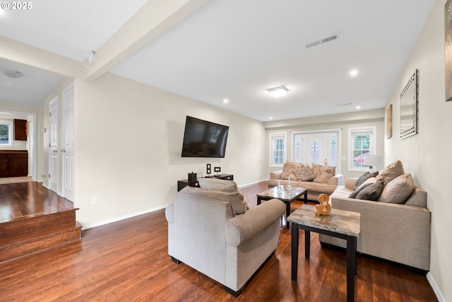 2280 Dakota St, Eugene, OR 97402 - living room featuring dark wood-style flooring, plenty of natural light, baseboards, and recessed lighting