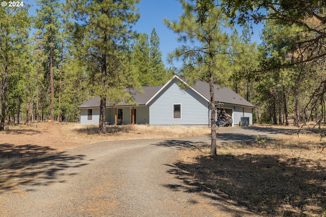 view of front of home featuring driveway