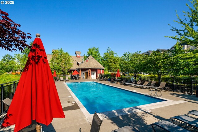 16085 SE Kingbird Dr, Clackamas, OR 97015 - community pool with a patio