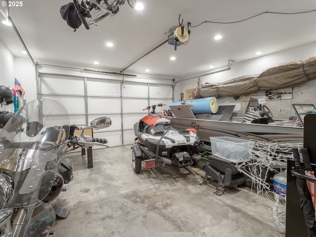 816 SW Chablis Ct, Dundee, OR 97115 - garage featuring a garage door opener and recessed lighting