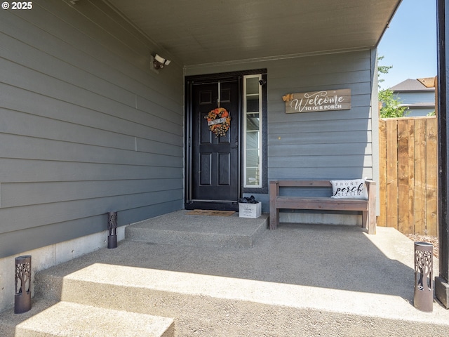 816 SW Chablis Ct, Dundee, OR 97115 - view of exterior entry featuring covered porch