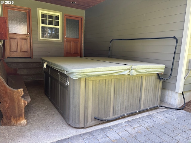 34103 Adler Ln, Creswell, OR 97426 - view of patio with a hot tub
