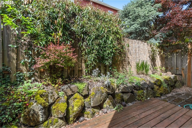 6073 SW 205th Ave, Beaverton, OR 97078 - deck featuring a fenced backyard
