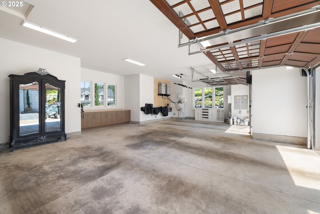 26817 SW Cade Ln, West Linn, OR 97068 - garage with baseboards