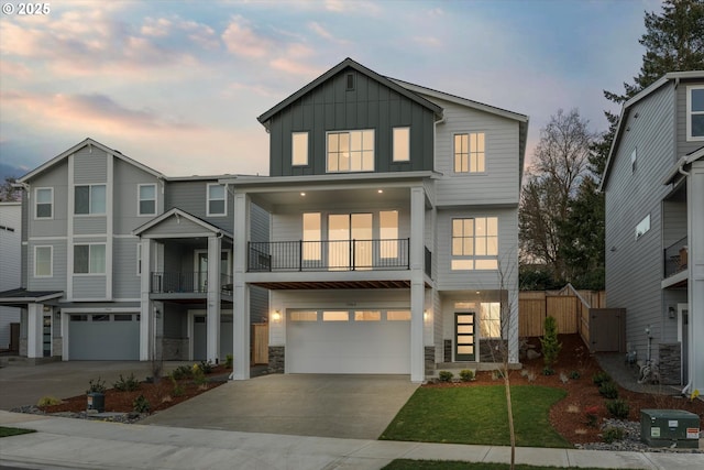 view of front of house with a garage