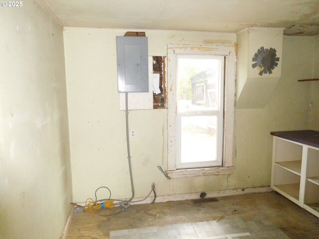 bathroom with sink and a tub