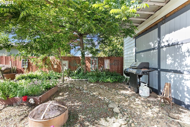 1112 S 6th St, Cottage Grove, OR 97424 - view of fenced backyard