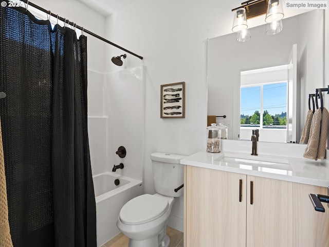 1212 SE Center St Unit 6, Portland, OR 97202 - full bath featuring vanity and shower / bath combination with curtain