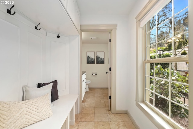 10150 S Riverside Dr, Portland, OR 97219 - mudroom with baseboards