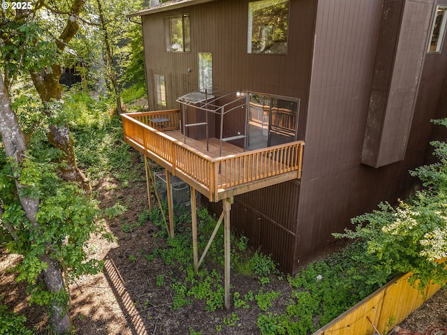 6416 SW 33rd Pl, Portland, OR 97239 - back of property featuring a deck