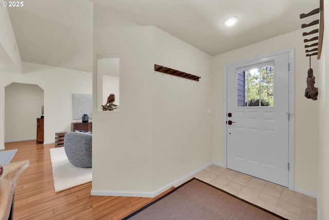 88005 Windleaf Way, Florence, OR 97439 - foyer featuring baseboards and light wood-style floors