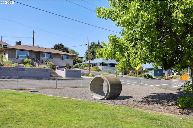 1900 E 10th St, The Dalles, OR 97058 - view of yard