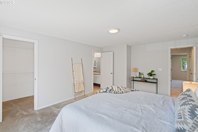 1608 NE 154th St, Vancouver, WA 98686 - bedroom featuring a walk in closet, carpet, a closet, and connected bathroom