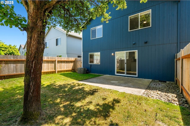 1608 NE 154th St, Vancouver, WA 98686 - rear view of house featuring a patio area