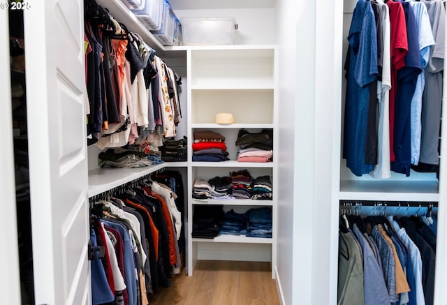 665 Browndell Ln, Stanfield, OR 97875 - walk in closet with wood finished floors