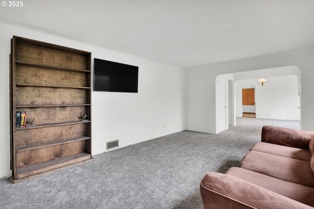 1541 Buckhorn Rd, Roseburg, OR 97470 - living area with carpet floors and built in shelves