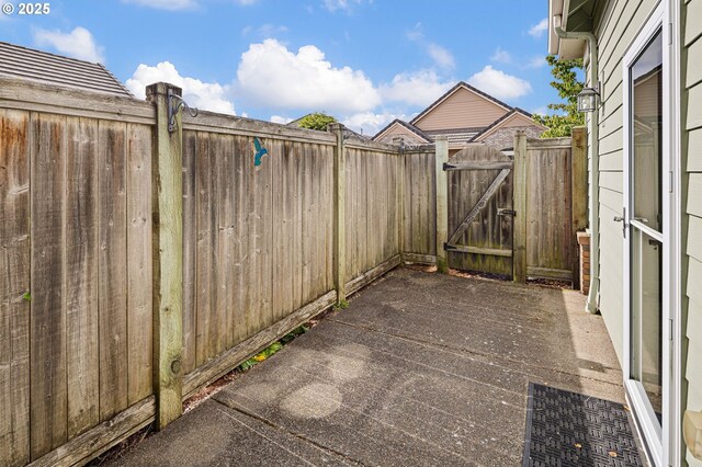 3261 Lake Wood Dr, Eugene, OR 97408