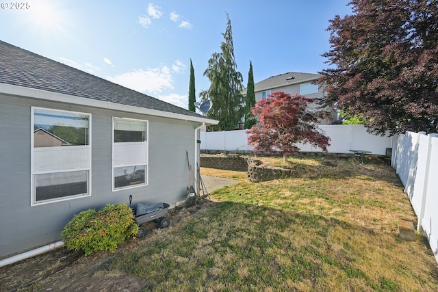 302 NW Elderberry Ln, Dallas, OR 97338 - view of fenced backyard
