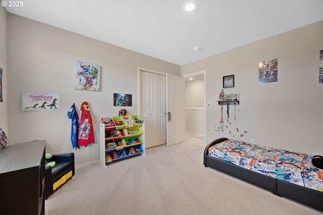 4829 Surveyor Ave, Salem, OR 97305 - bedroom featuring carpet floors, baseboards, a closet, and recessed lighting