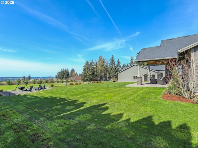 29349 SE Sunview Ln, Estacada, OR 97023 - view of grassy yard with a patio area