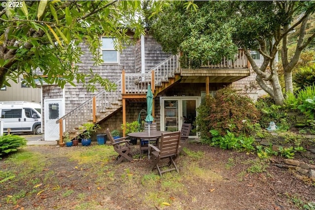 1745 Pearl St, Tillamook, OR 97141 - back of property with stairway