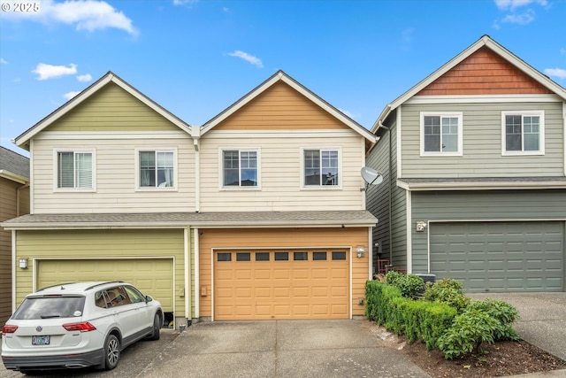 2590 NW 2nd Ter, Gresham, OR 97030 - view of front facade with an attached garage and driveway