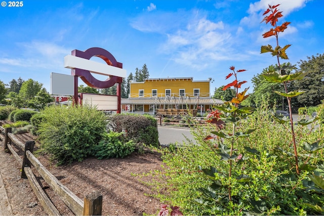 38565 Pleasant St, Sandy, OR 97055