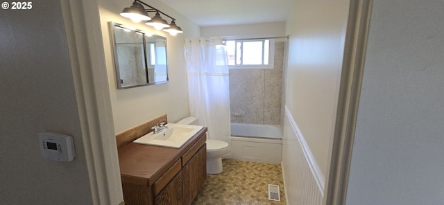 12950 SW 63rd Ave, Portland, OR 97219 - full bath featuring toilet, vanity, shower / bathtub combination with curtain, and tile patterned floors