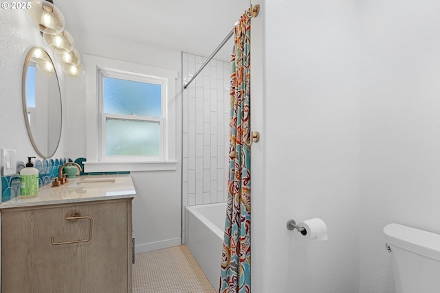 1069 Little Valley Rd, Roseburg, OR 97471 - bathroom with vanity, shower / bath combination with curtain, and tile patterned flooring