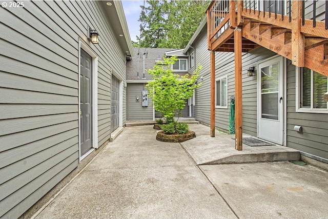 13616 SE Rhine St, Portland, OR 97236 - view of patio / terrace