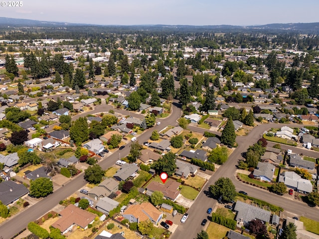 1025 S Grant St, Canby, OR 97013 - aerial view of property and surrounding area with nearby suburban area