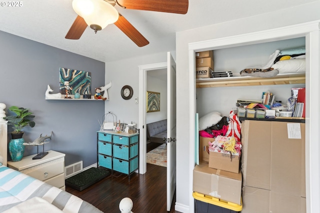 3490 Midway Ave NE, Salem, OR 97301 - bedroom featuring wood finished floors, ceiling fan, and baseboards