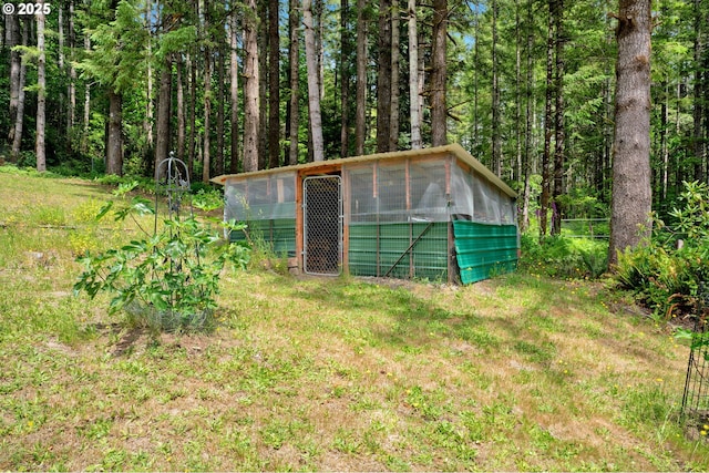 91625 W Fork Rd, Deadwood, OR 97430 - view of poultry coop with a view of trees