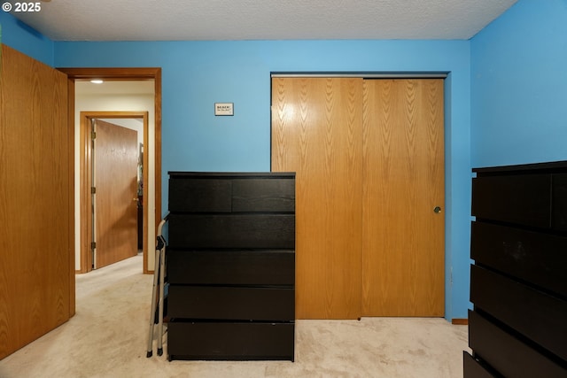 12705 NE 101st St, Vancouver, WA 98682 - carpeted bedroom featuring a closet