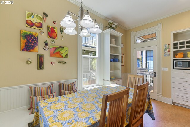 dining room with ornamental molding