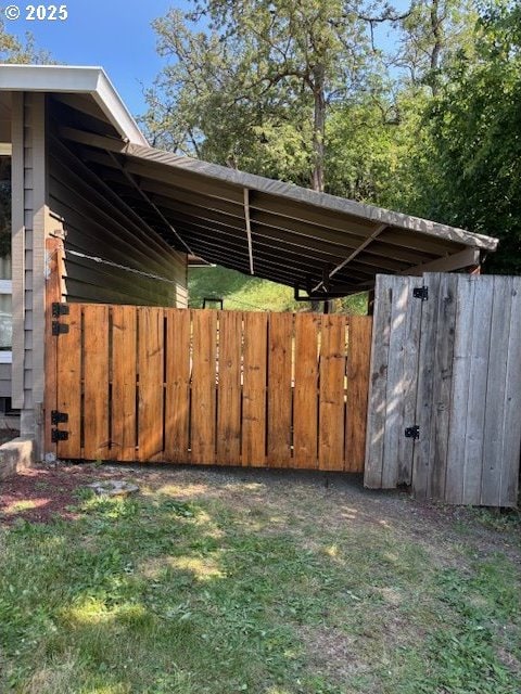 610 SE Maple St, Oakland, OR 97462 - view of yard