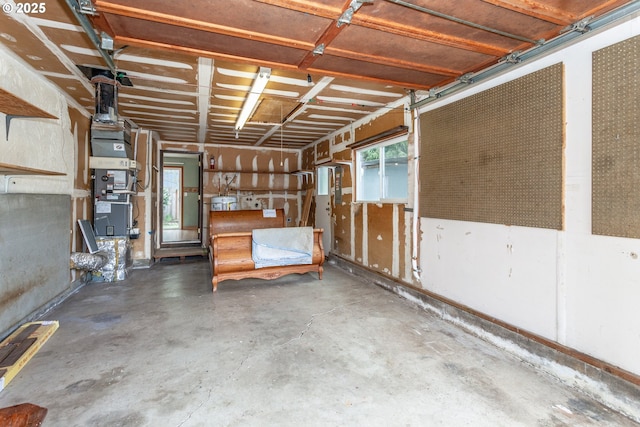 garage with heating unit