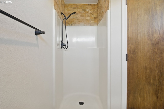 6765 SW 153rd Ave, Beaverton, OR 97007 - bathroom featuring a shower