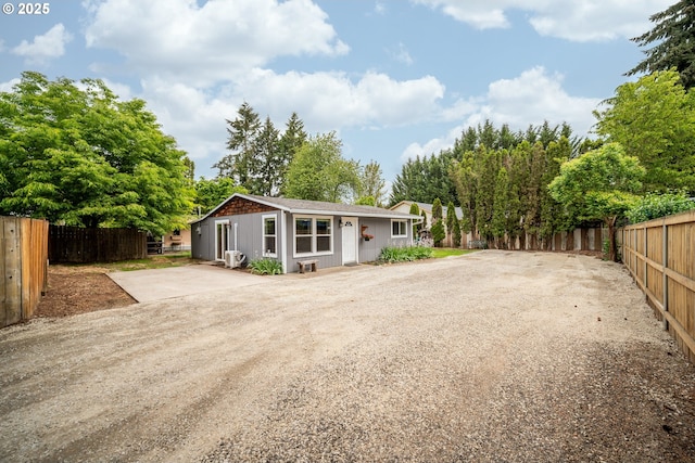 2115 NE 86th Ave, Vancouver, WA 98664 - rear view of house with concrete driveway