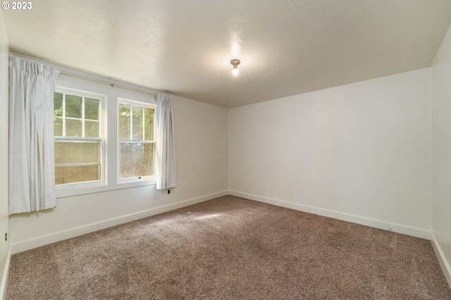 3148 Willamette St, Eugene, OR 97405 - empty room with carpet flooring and baseboards