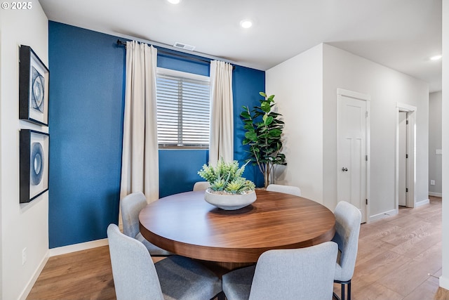 883 Legacy St, Eugene, OR 97402 - dining space featuring light wood-type flooring, baseboards, and recessed lighting