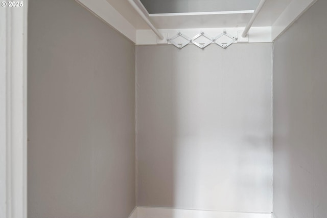 2643 NW Raleigh St Unit 30, Portland, OR 97210 - view of spacious closet