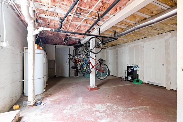 2643 NW Raleigh St Unit 30, Portland, OR 97210 - below grade area featuring gas water heater